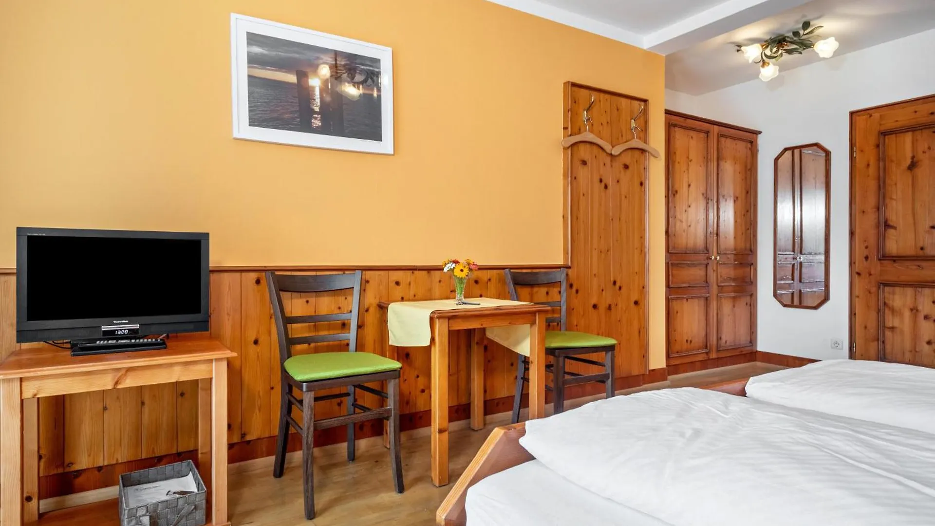 Landhaus Schnell Nonnenhorn Guest house